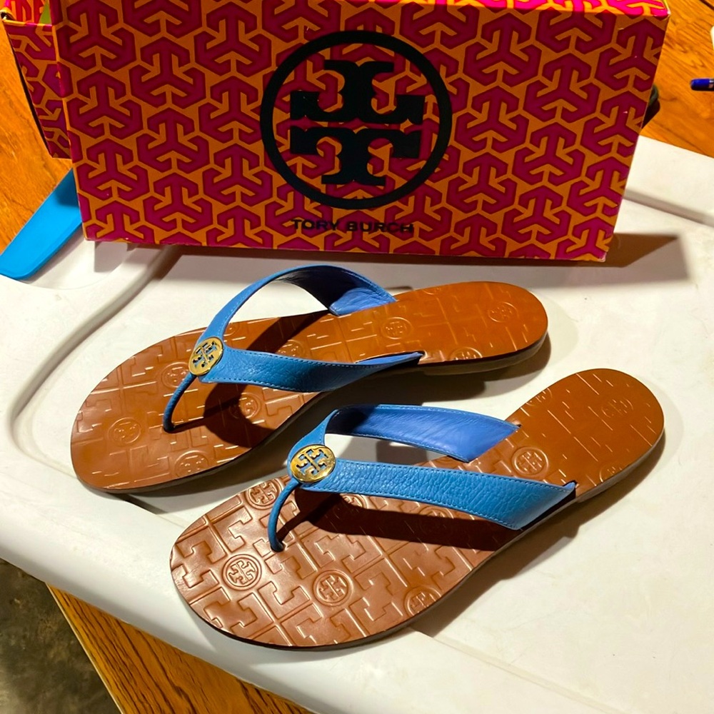 Tory Burch Thora Tumbled Leather
